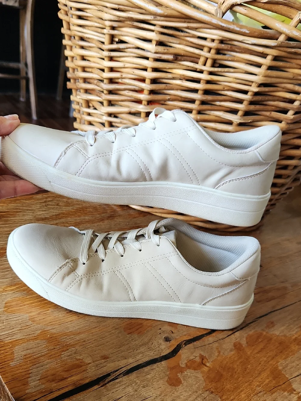 Ryka Viola Classic Lace Up Casual Sneakers Size 8.5 Cream